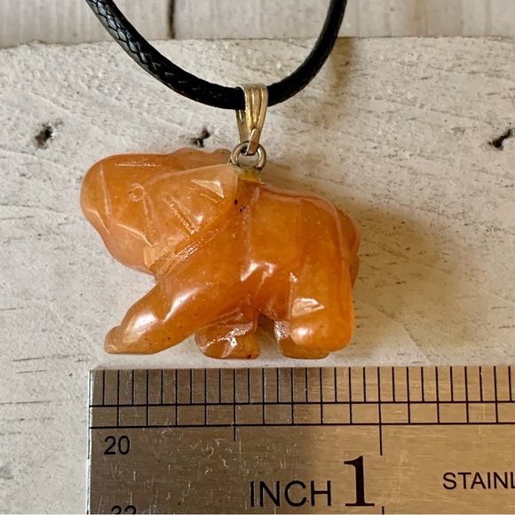Orange Aventurine Lucky Elephant Crystal Pendant Necklace Adjustable Chain 20" - Picture 8 of 8
